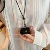 Pingente de Colar Porta-Moedas para Fone de Ouvido em Couro Versátil de Nicho Corrente Longa para Suéter Joia de Luxo Leve de Nicho para Temperamento Feminino