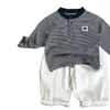 Camiseta para niño, tallas para preescolar y bebé, nueva de 2026, top de manga larga a rayas para primavera y otoño, camiseta interior tipo polo de algodón puro para niños