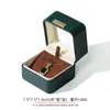 Caja de joyería de cuero PU de alta gama con etiqueta dorada, caja para anillos de esquinas redondeadas, caja para colgantes, pulseras y collares, caja de embalaje para joyería