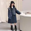 Nueva colección de otoño: Chal a rayas estilo coreano, gabardina larga de un solo botón para niñas, perfecto para usar al aire libre en primavera y otoño.