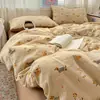 Juego de cuatro piezas de gasa de algodón burbuja Xiaozhu Clase A, estilo fresco y simple, adecuado para camas individuales o dobles de dormitorio, para usar en ropa de cama del hogar durante todo el año