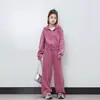 Roupas de Outono 2026 Novos Looks de Outono para Mulheres e Conjuntos para Crianças Mais Velhas