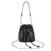 Mini bolso pequeño de comercio exterior para mujer, bolso cruzado, nuevo estilo 2026, bolso de mano tipo cubo, bolso de hombro único con cadena de nicho de alta gama