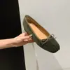 Primeiro encontro na temporada, altura aumentada 4cm~2026 Outono Novo Sapatilhas de Veludo Versáteis Francesas Femininas Solado Macio Sapatos de Dia a Dia