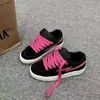 Zapatos de Lona Retro Negro y Rosa Estilo Hong Kong para Mujer 2026 Primavera Nuevos Zapatos de Lona para Estudiantes Zapatos Versátiles Deportivos Casuales Zapatos de Pan