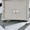 [Manta Diana] Manta Elegante Clásica Diana Pendientes Diana Perla Rosa Collar Diana