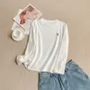 Camiseta Branca de Gola Redonda com Manga Longa Bordada de Gato para Mulheres, Macia e Grossa, Simples Bordada Solta Casual Base para Mulheres