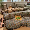 Juego de ropa de cama de algodón 100% grado A, estilo minimalista, que incluye sábana ajustable, funda de edredón y funda de almohada, perfecto para dormitorios, en un diseño simple y de algodón puro