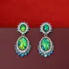 Set de Pendientes y Collar Vintage de Ópalo de Qingdao, Lujo Ligero, Moda de Alta Gama, Joyería Retro Versátil, Estilo de Nicho para Mujeres