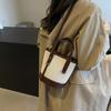 Bolso pequeño de alta gama en contraste de color para mujer, bolso bandolera moderno y popular de 2025, bolso de hombro tipo cubo súper popular.