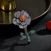 Flor de Diamante de Lujo Girasol Hebilla Magnética Retro Abrigo de Gama Alta Antirreflejos Ramillete Hebilla Magnética Diseño de Gama Alta