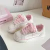 Zapatos Blancos de Suela Gruesa Frescos Estilo Coreano para Mujer Otoño Nuevo Estilo Board ins Tendencia Versátil Nicho Zapatos Pan BE-8025