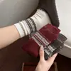 Nuevos calcetines apilados de longitud media de tendencia étnica de doble estilo vintage para otoño e invierno al por mayor, calcetines originales únicos para mujer