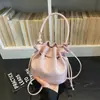 Bolsa de Mão de Luxo para Mulheres 2026 Novo Estilo Coreano Simples Bolsa Saco Nicho Plissada Casual Bolsa de Ombro Transversal