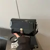 Bolsa Transversal de Alto Padrão Transfronteiriça 2026 Novo Estilo Bolsa Baguete Bolsa de Mão Bolsa de Braço Bolsa de Ombro Estilosa para Viagem de Menina
