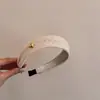 Diadema de Punto Suave y Dulce con Forma de Corazón para Mujer, Accesorio de Lujo de Alta Gama para el Cabello, Diadema Versátil para Lavarse la Cara
