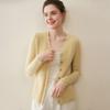 Cárdigan coreano de cuello en V de cachemira pura para mujer para otoño e invierno Suéter chaqueta de nuevo aspecto adelgazante Top de punto para ropa exterior