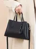 Suministrado directamente del comercio exterior: Bolso de mano versátil de piel de vaca de capa superior, bolso de hombro y bandolera de gran capacidad para el día a día, al por mayor