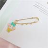 Estilo TikTok mesmo estilo fivela de sapato com letra broche de liga de zinco desenho animado personalidade casal pino grande sapatos bolsa cachecol pingente decorativo