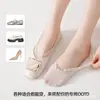 Nuevos Calcetines Invisibles Estilo Ballet con Ribete de Encaje de Seda Helada y Suelas de Felpa y Algodón para Zapatos Planos de Mujer, Primavera/Verano 2026