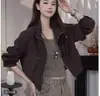 Jaqueta Curta Feminina Estilo Coreano Gola Alta Botão de Pressão Zíper Outono 2026 Nova Solta Versátil Emagrecedora Casuais Jaqueta Top