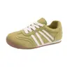 Zapatos alemanes de color verde para aumentar la altura para mujer, nuevos 2026 verano versátiles para estudiantes Forrest Gump zapatos deportivos casuales zapatos para niños