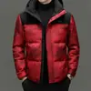 Chaqueta Versátil Nueva de Invierno 2025 Chaqueta de Plumas Roja para Hombre Engrosada Cálida con Capucha Color Bloque Año del Zodiaco