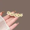Pasador con Acabado de Alta Gama, Exquisito Pinza de Pato para Mujer, Pinza para Flequillo Lateral, Accesorio para el Cabello, Nuevo Modelo 2026, Pinza con Borde de Flor de Cristal
