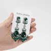 Brincos de Liga Niche High-End Brincos com Pino de Prata para Mulheres Versátil Acessível Moda de Luxo Brincos Elegantes de Diamante para Casamento para Mulheres