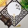Leque Laqueado Personalizado com Texto, Leque Redondo Espessado, Leque Pintado à Mão Estilo Chinês Semitradicional, Superfície do Leque Estilo Antigo Pincelada Livre em Tinta Lavada Totalmente Branca, Material de Bambu