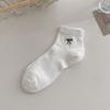 Calcetines con Lazo Calcetines Cortos de Malla Fina Transpirable de Verano para Mujer Miu Hollow Japoneses Combinables Tubo Corto Desodorantes y Absorción de Sudor