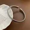 Pulseira de Pérolas de Água Doce Feminina Online Pulseira de Concha Vermelha Namorada Estudante Simples Design de Nicho de Alto Padrão Pulseira Personalizada