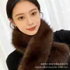 Bufanda nueva de imitación de piel de zorro para otoño e invierno, calentador de cuello de felpa de imitación de marta engrosado, a prueba de viento y cálido, con un cuello cruzado de piel