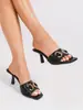 Pantuflas Cuadradas con Hebilla Metálica para Mujer 2026 Primavera/Verano Nueva Moda Versátiles Sandalias de Tacón Alto Venta Directa de Fábrica Suministro Transfronterizo