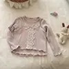 Camiseta versátil dulce de manga larga con lazo de encaje para niñas, estilo falso dos piezas, para primavera y otoño, elástica, ajuste ceñido, para niños