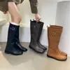 Novedad Otoño e Invierno 2025 Moda Versátil Botas Altas para Mujer con Circunferencia de Tubo Grande Hebilla de Cinturón Retro No Más Arriba de la Rodilla Tipo Caballero