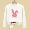 Camada de base estilosa com forro de fleece para meninas, coleção outono/inverno 2026, nova blusa infantil de manga longa, camiseta de bebê