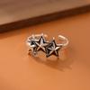 Anillo de apertura de tres estrellas consecutivas de personalidad de estrellas viejas vintage para mujer al por mayor