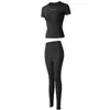 Suministro directo transfronterizo conjunto de dos piezas para gimnasio y yoga para mujer traje deportivo casual para niñas camiseta deportiva moderna mujer