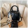 Bolso pequeño estilo coreano transfronterizo para mujer, otoño e invierno, vintage, combinable, nuevo bolso cruzado de moda 2024, bolso pequeño informal de trabajo.