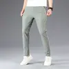 Pantalones Largos Elásticos para Hombre, Pantalones Casuales con Cintura Elástica, Nuevo Estilo de Verano de Moda 2026, Corte Recto Delgado, Estilo Delgado de Seda de Hielo de Verano