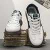 Populares zapatos de hombre 2026, nuevos zapatos planos casuales transpirables de verano, zapatos de trabajo versátiles y modernos
