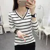 Nuevos Tops de Otoño 2025 para Mujer, Estilo Coreano Aspecto Adelgazante Camisetas de Manga Larga a Rayas con Cuello en V, Tops Básicos para Mujer, Tops de Moda