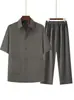 Pai de Meia-Idade Texturizado Novo Conjunto de Duas Peças Camisa com Lapela com Calça Elástica Fina de Verão Manga Curta
