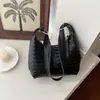 Moda para Mujer Viajes al Trabajo Diseño Sencillo de Nicho Bolso de Hombro Único Bajo el Brazo Personalidad 2026 Bolso de Mujer Bolso de Mano con Textura Tejida