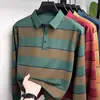 Camisa polo de manga comprida com gola para primavera e outono para homens, listrada com bolsos reais, camiseta, camisa base, top casual confortável para homens