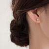 Pendientes de Perla de Trébol de Cuatro Hojas Suaves, Pendientes Personalizados Dulces y de Alta Gama con Circonita, Pequeños, Modernos, Versátiles y Lindos