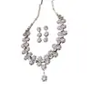 Conjunto de colar e brincos de flor de diamante para Europa e Estados Unidos temperamento de luxo leve corrente para clavícula joias de alto padrão conjunto de joias joias atacado