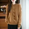 Cárdigan con capucha de punto de cable grueso de siete agujas de lana suave pegajoso amigable con la piel cálido primavera otoño invierno chaqueta versátil fabricante venta al por mayor