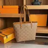 Bolsa Tote de Alta Gama para Viajes con Estampado de Monograma, Bolso Grande de Lujo Ligero, Bolso de Hombro de Moda Otoño 2026 para Mujer